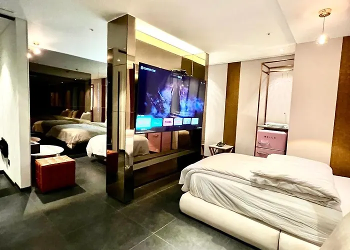 Yeoksam Lumiere Hotel 3*