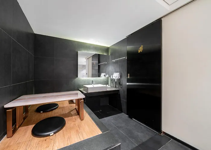 Hotel Yeoksam Lumiere