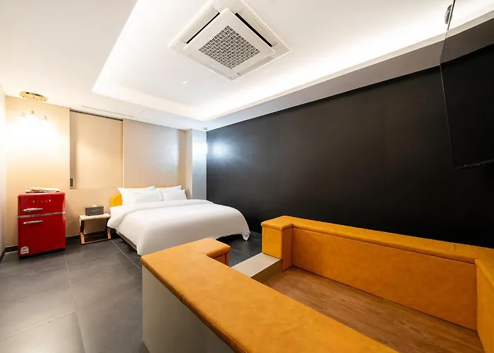 Yeoksam Lumiere Hotel 3*